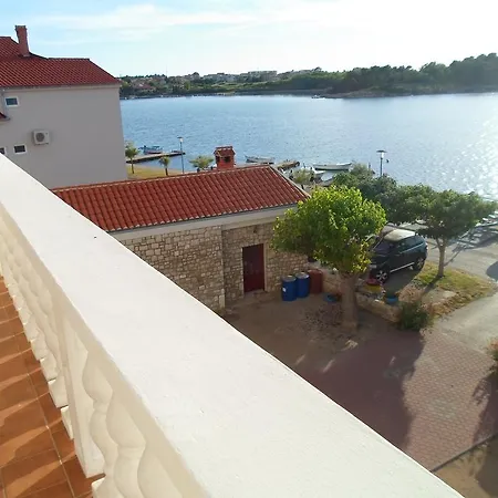 Branko Apartment Nin